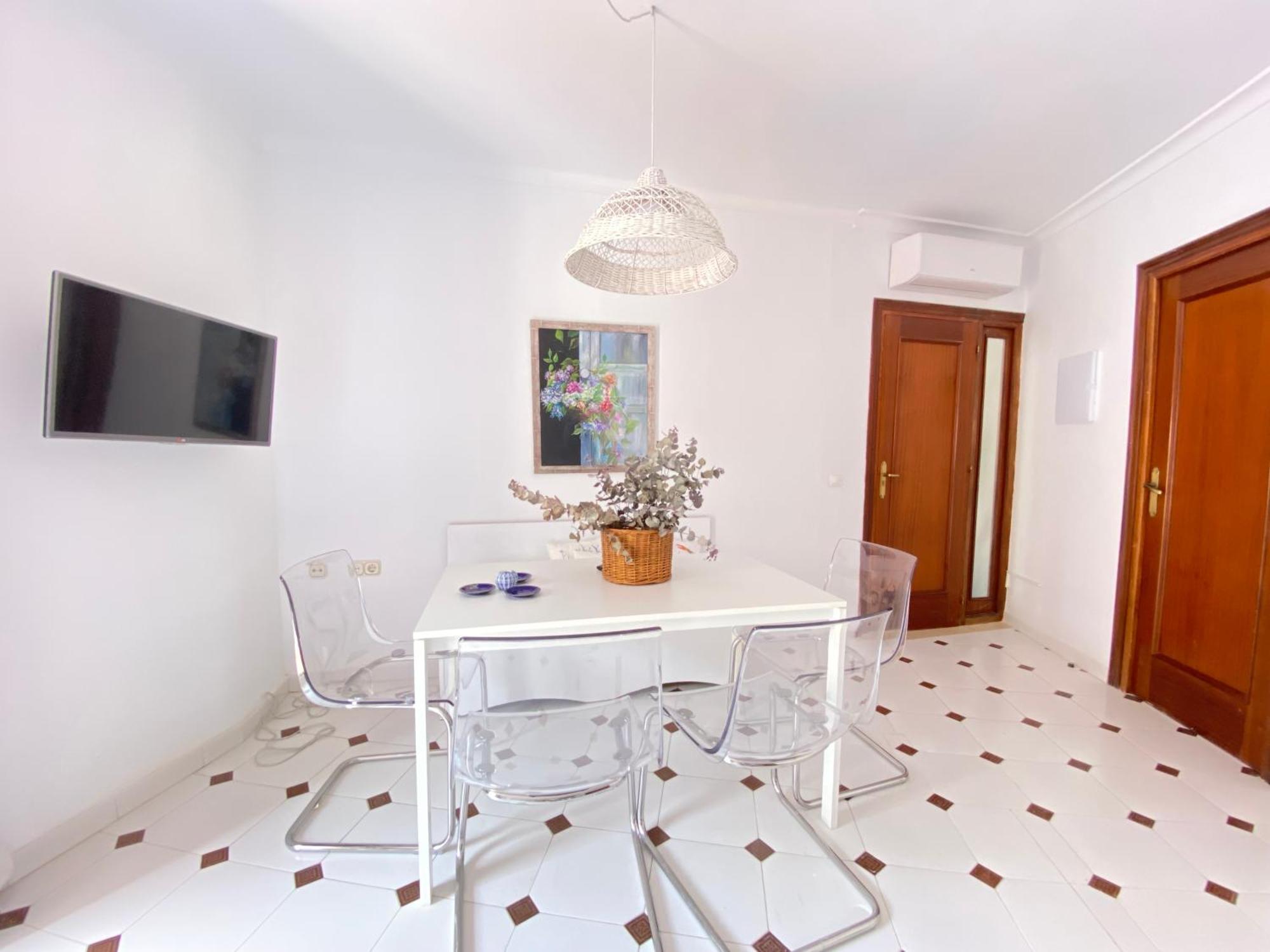 Casa Miguel - 3 Beautiful Apartments Availabe Sayalonga エクステリア 写真