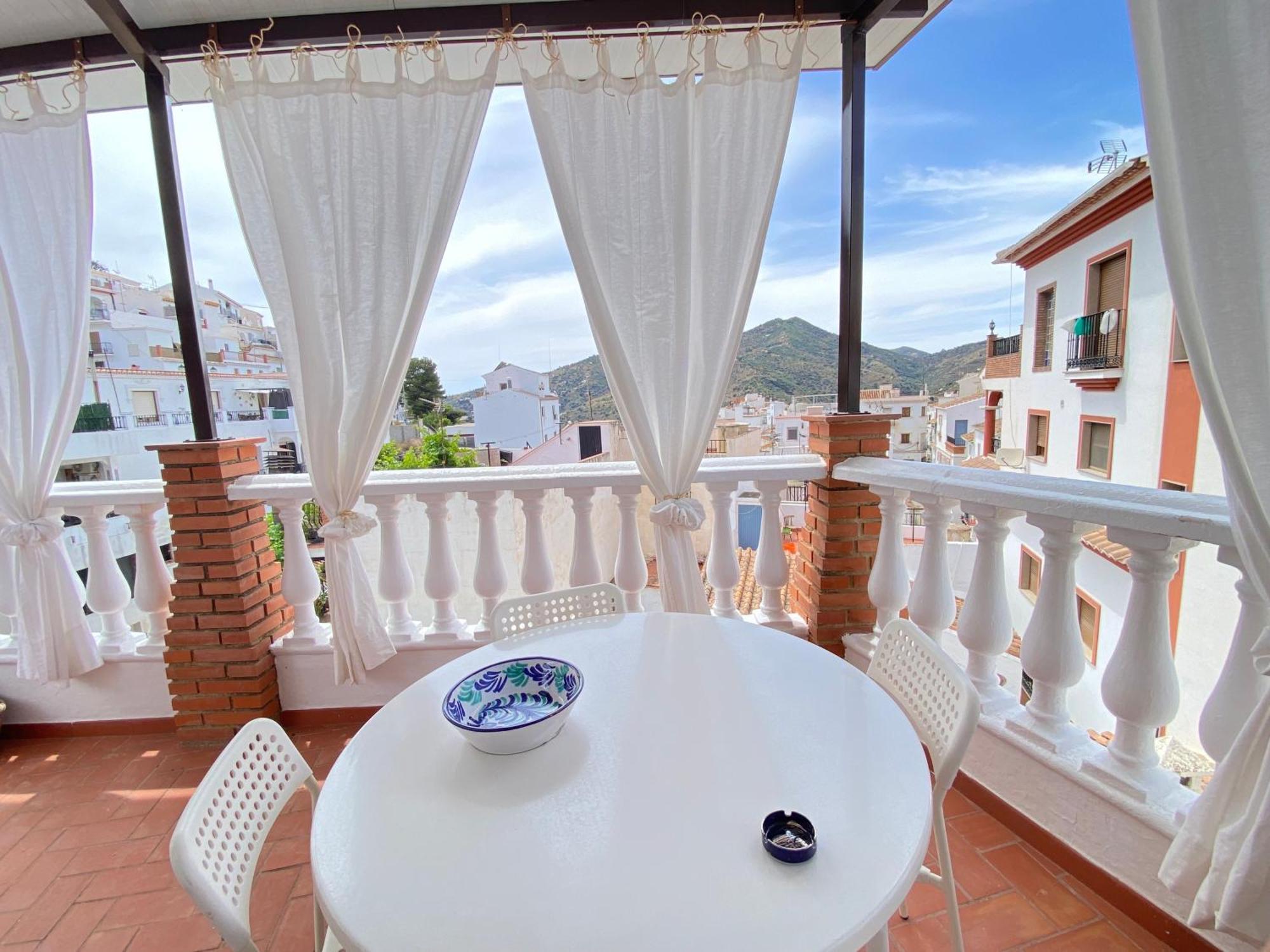 Casa Miguel - 3 Beautiful Apartments Availabe Sayalonga エクステリア 写真