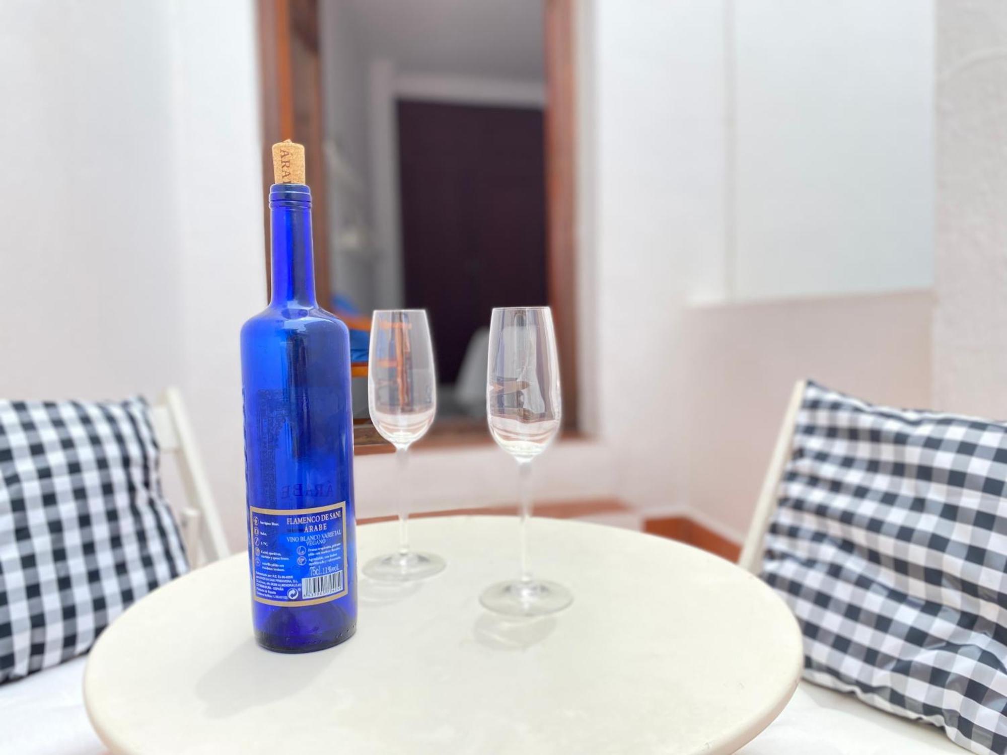 Casa Miguel - 3 Beautiful Apartments Availabe Sayalonga エクステリア 写真